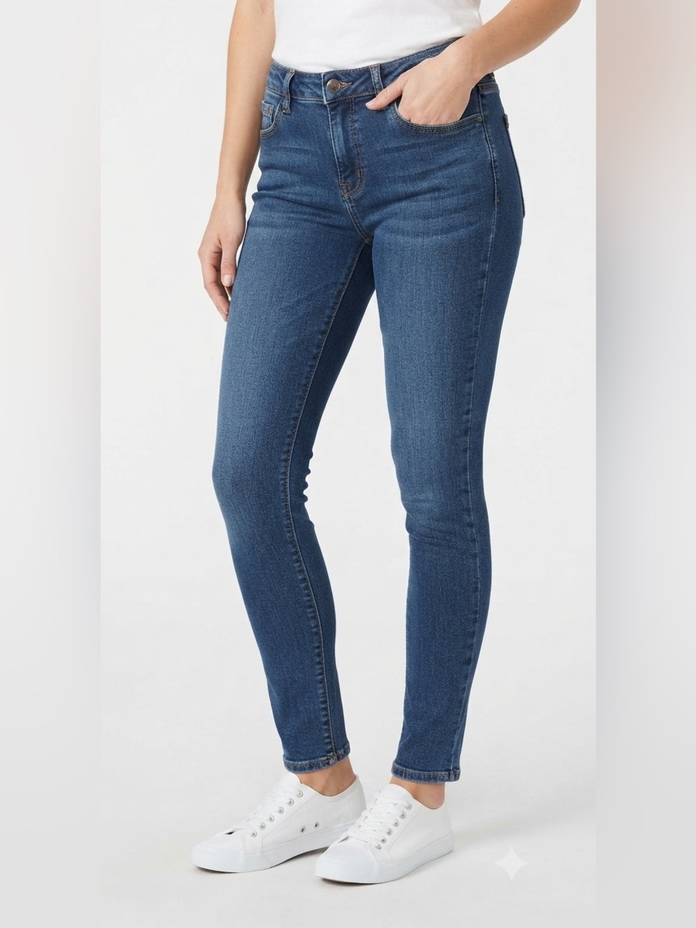 !it jeans Women’s Mid Wash Blue Slim Jeans Julia Tame Your Thighs Size 4